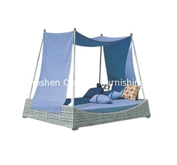 Cama de sol al aire libre de playa de ratán con dosel de tienda de campaña de tamaño queen cama de ratán con dosel---6115