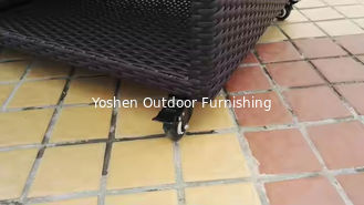 Accesorios para piscina: Gabinete de almacenamiento de ratán, carrito de mimbre para toallas junto a la piscina