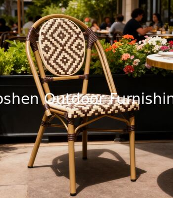 Silla de rotín de estilo parisino geométrico para comidas al aire libre Silla de patio de rayas marrones de chocolate