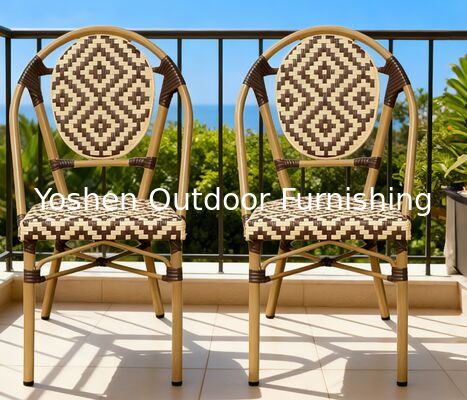 Silla de rotín de estilo parisino geométrico para comidas al aire libre Silla de patio de rayas marrones de chocolate