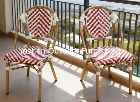 Silla de exterior rosa elegante resistente al desvanecimiento y resistente a la intemperie con un marco de aluminio resistente para su patio