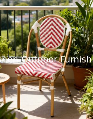 Silla de exterior rosa elegante resistente al desvanecimiento y resistente a la intemperie con un marco de aluminio resistente para su patio