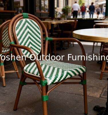 Silla verde comercial para exteriores de vidrio sintético y bambú con espalda curva apilada