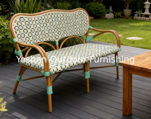 Banquete de Bistro Francés de Rattan con respaldo y reposabrazos para el patio de césped del porche