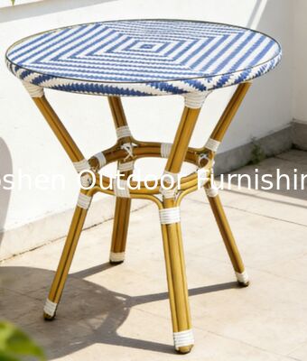 Mesa redonda de comedor de 4 asientos de ratan de aluminio con tapa de vidrio Restaurante de puerta delantera Tienda de café