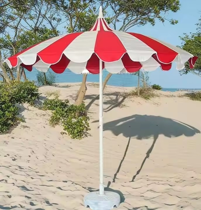 8.5 FT Pagoda de acero inoxidable en forma de mercado Parasoles de fibra de vidrio Ribas de la pagoda Paraguas de patio comercial